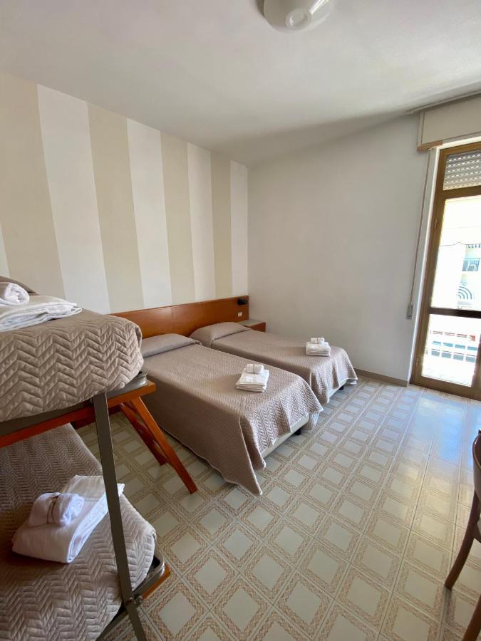 Hotel Brunella Lido di Camaiore Exterior foto